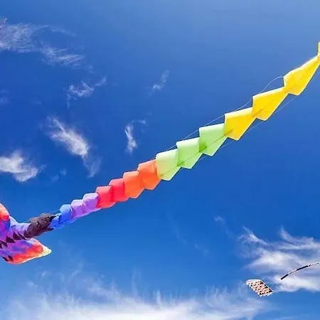 Dom wakacyjny 2 Bedroom With Air Conditioning